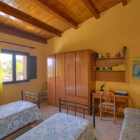 Eureka By Interhome Solarino