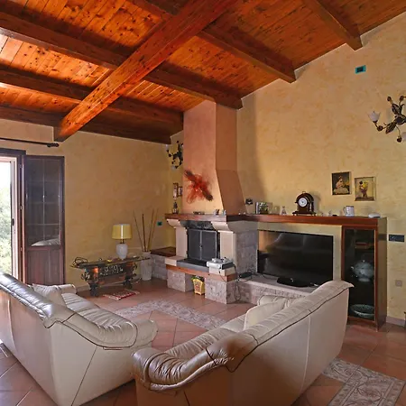 Eureka By Interhome Villa Solarino